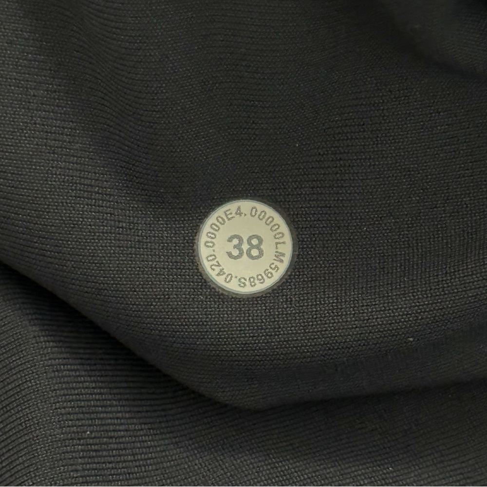 Lululemon ABC Classic-Fit 5 Pocket Pant 38 x 40 Warpstreme in True Navy - Picture 8 of 8